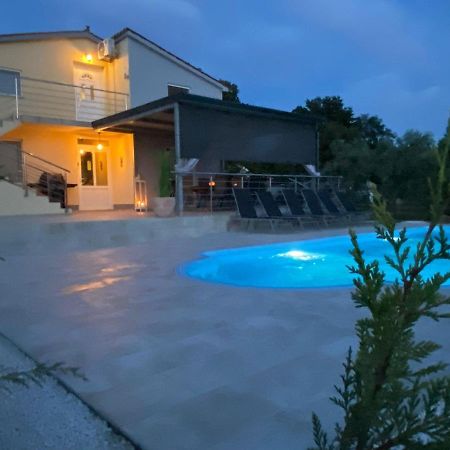 Naturia Holiday House Medulin Buitenkant foto