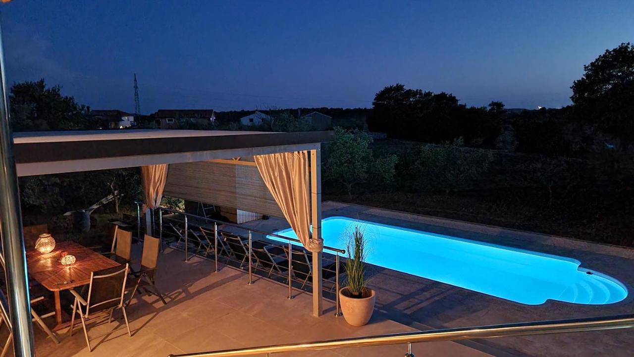 Naturia Holiday House Medulin Buitenkant foto