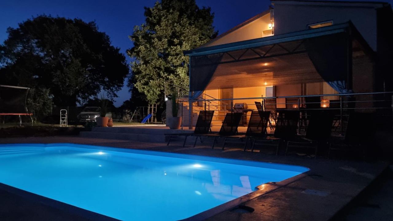 Naturia Holiday House Medulin Buitenkant foto