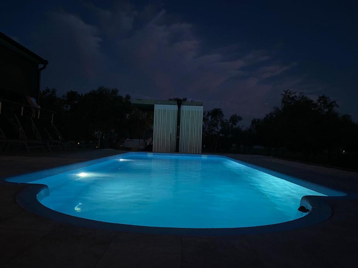 Naturia Holiday House Medulin Buitenkant foto