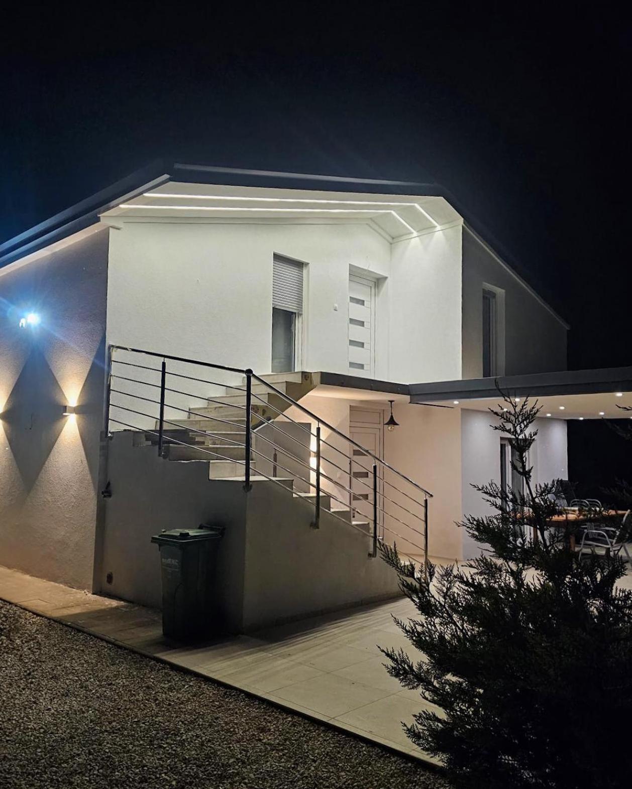 Naturia Holiday House Medulin Buitenkant foto